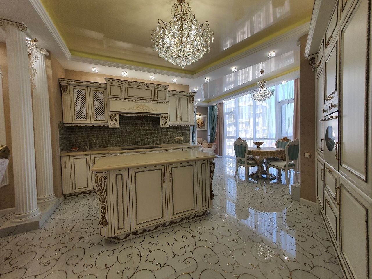 продажа трехкомнатной квартиры номер A-174801 в Приморском районе, фото номер 17